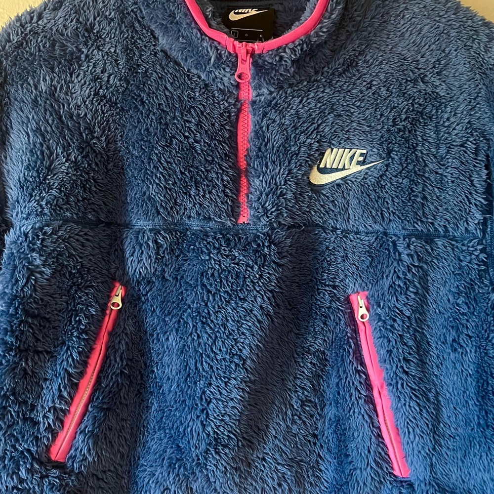 Cropped Nike Fur Hoodie